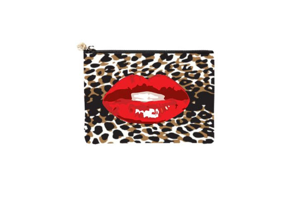 #2 Caki Lips Pouch