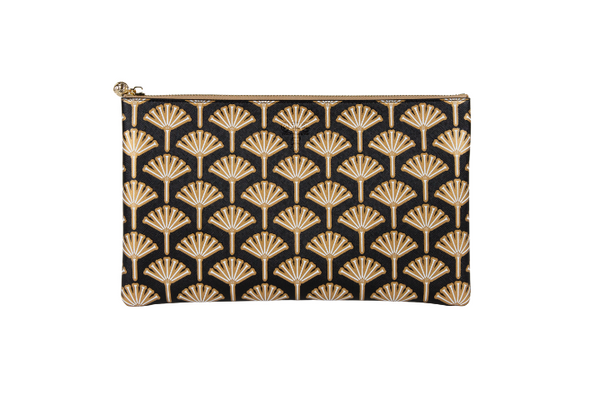 #5 Devon Tee Flower Black Clutch