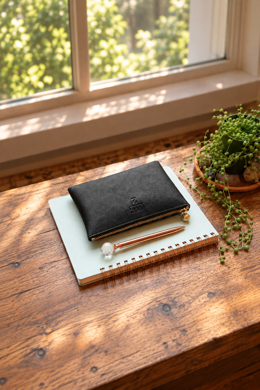 #2 Black Pouch, lifestyle photo 1